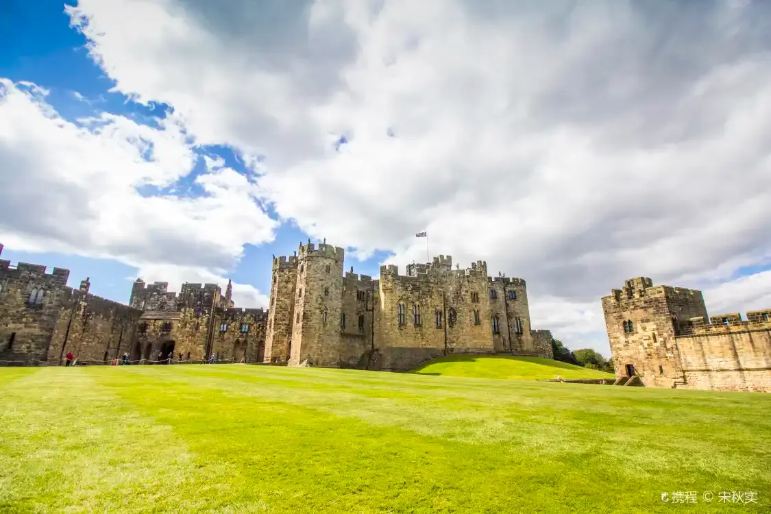 Hotels near Alnwick Castle