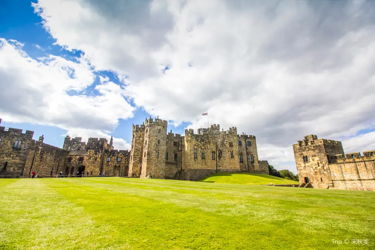 1_Alnwick Castle