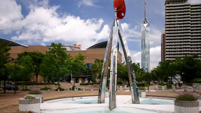 Hotels near Momochi Seaside Park