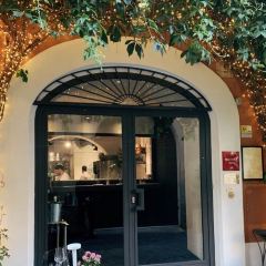 Abuya Maju Cafe User Photo