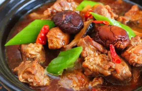 潤仟祥黃燜雞米飯