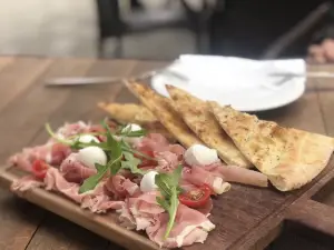 The Ham Bone Brasserie & Deli