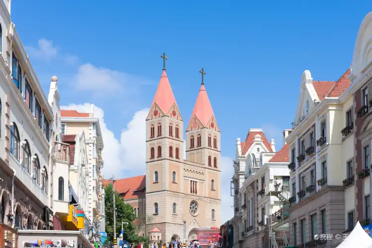 Hotels near St. Michael's Cathedral