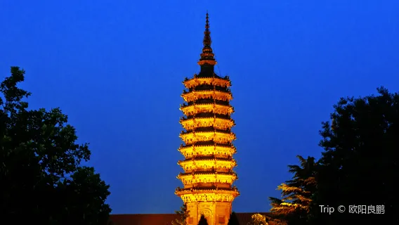 Chengling Pagoda of Linji Temple