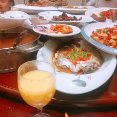 炖香园金白禾主题宴会酒店(二号路店) User Photo