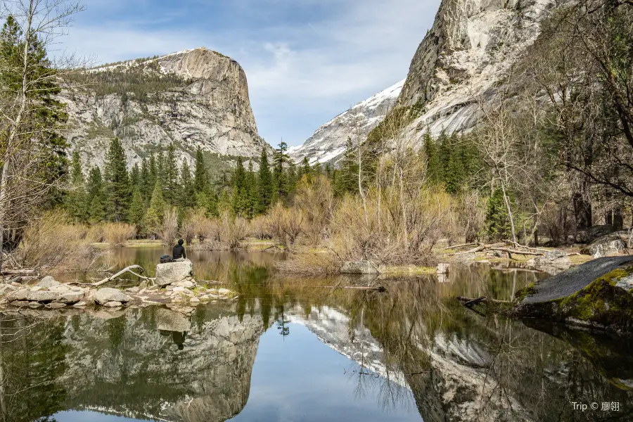 Mirror Lake/Meadow Trail