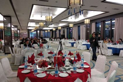 中复康醉石汤泉酒店中餐厅