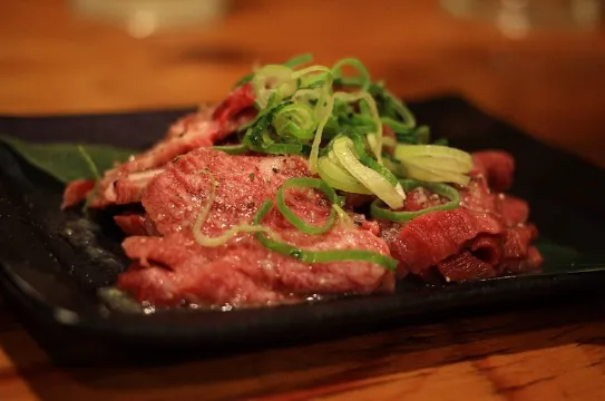 2026 오사카 야키니쿠 맛집 추천 TOP 5 | 가성비 갑 무한리필부터 가족여행 필수 코스까지!