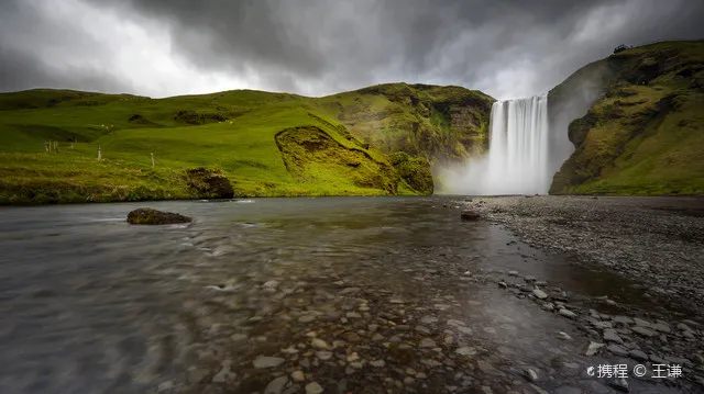 Top 8 Must-See Attractions in Iceland