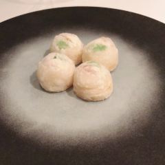 LUNG KING HEEN User Photo