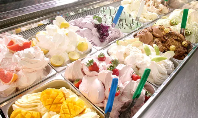 10 Must-Try Snacks in Macau For Doses of Happiness