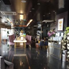 Jiang Tai WuEr (HuanQiu JinRong ZhongXin Restaurant) 여행 사진