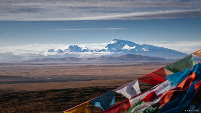 Naimona'nyi Peak