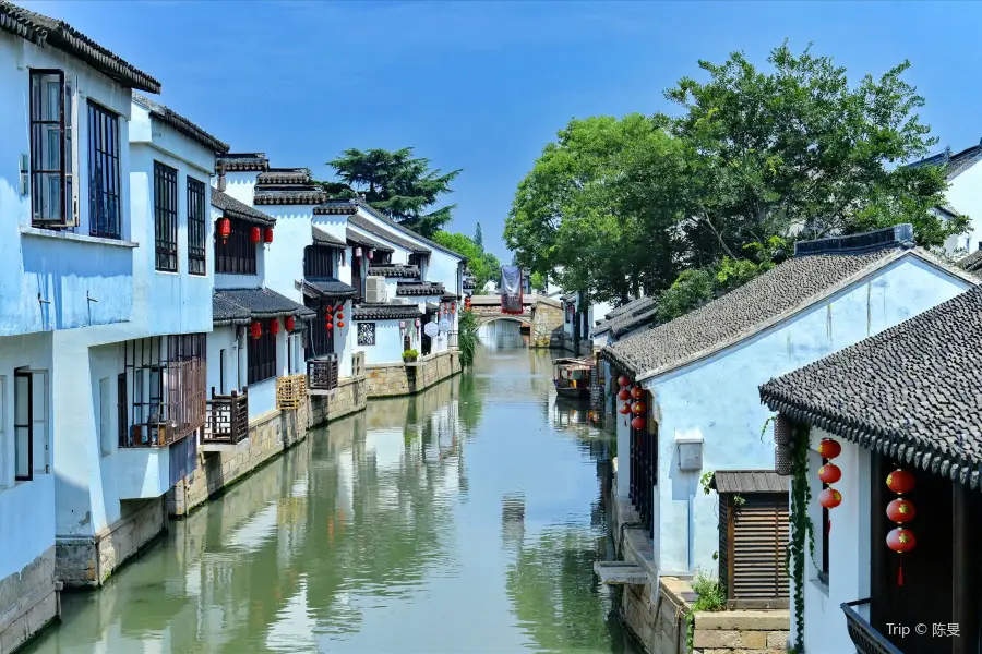 Luzhi Ancient Town