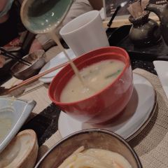 UNDER THE MOON CUISINE User Photo