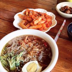 大长今水边韩国料理(彝人古镇店) User Photo