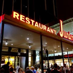 Junior's Restaurant & Bakery User Photo