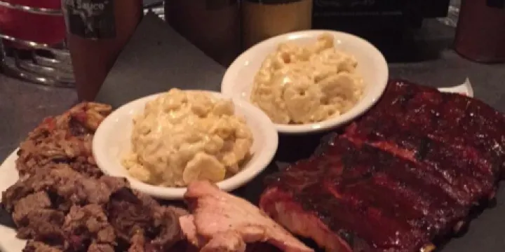 Food & Fire BBQ Taphouse