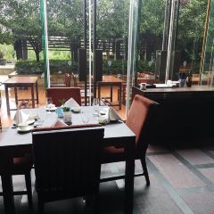 Qiandaohuzhoujidujiajiudian·xianyanzhong Restaurant User Photo