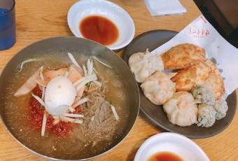 명동교자 본점 여행 사진