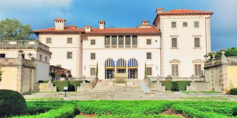維茲卡亞博物館及花園