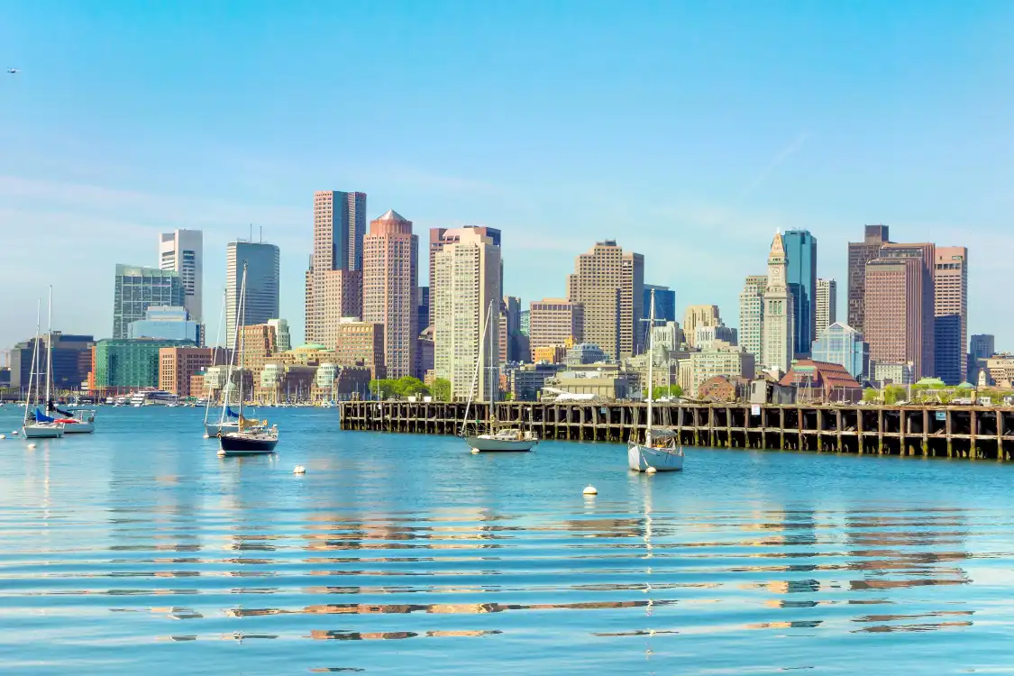 Hotels near Piers Park