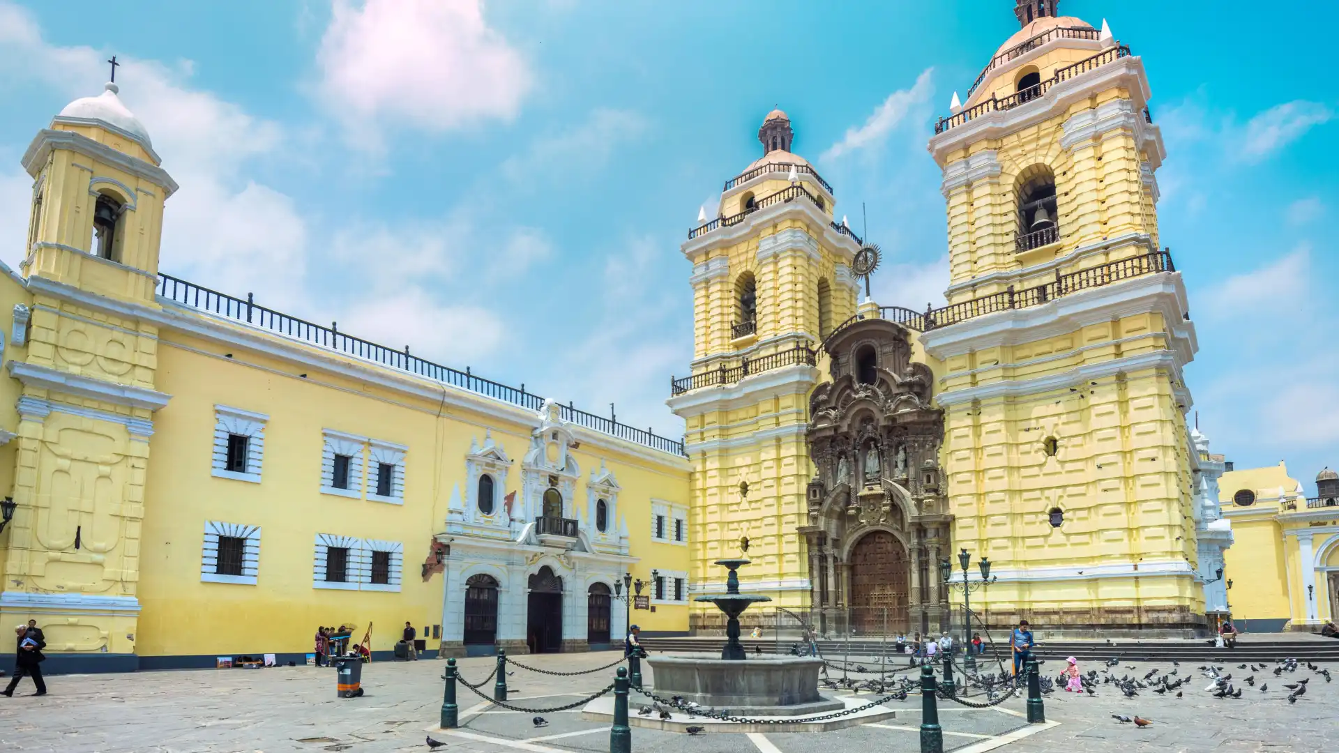 Hotels near Basílica and Convent of San Francisco, Lima