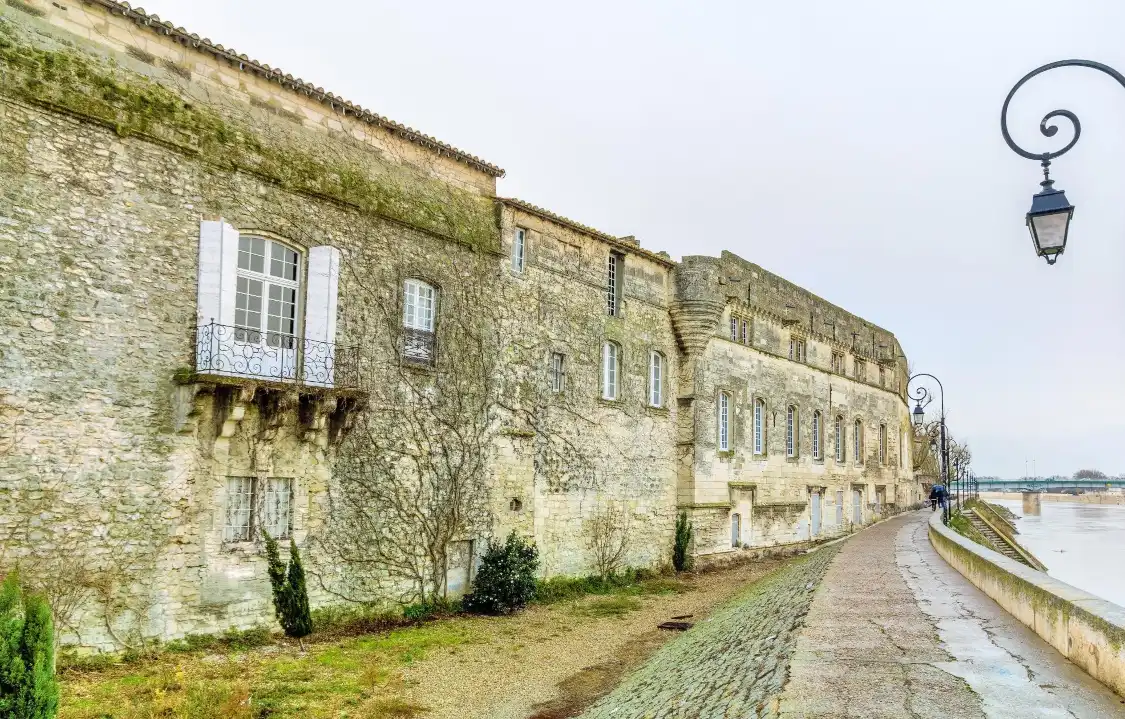 Các khách sạn gần Musee Reattu