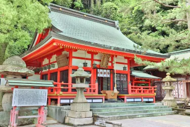Akama Shrine