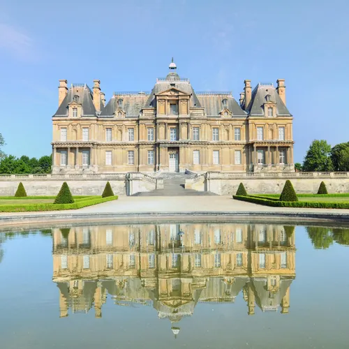 Maisons-Laffitte Castle