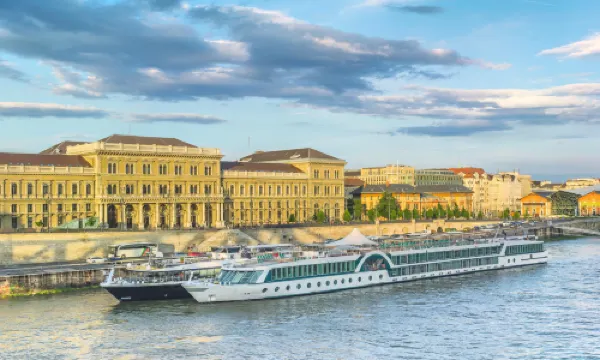 Budapest Danube Boat Tour