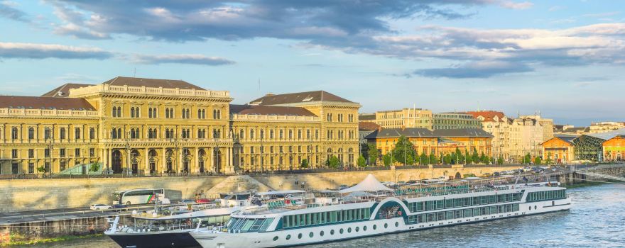 Budapest Danube Boat Tour