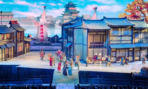 "Tuo Ling Legend" Show