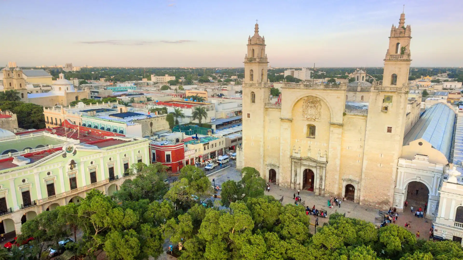 Hotels near Catedral de San Ildefonso