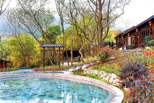 Tangshan Hot Spring Caravan Camp Open-air Tea Garden Hot Spring