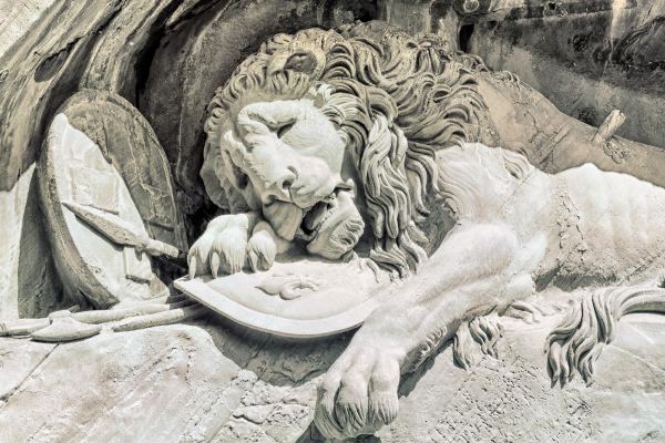 Lion Monument