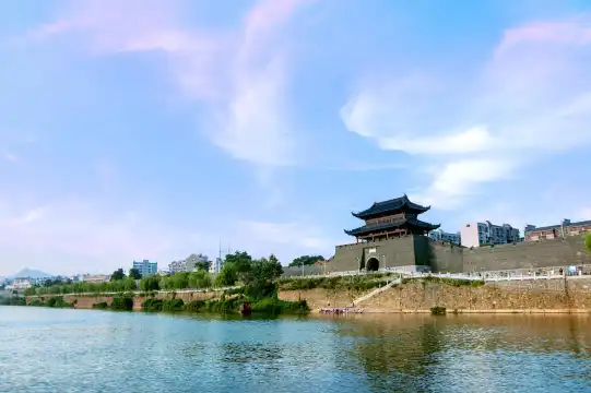 Hotels near Ganzhou Ancient City Wall