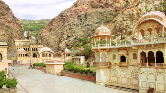 श्री पापडा हनुमानजी मंदिर Shree pPapada Hanumanji Temple (Monkey Temple)