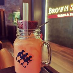 BROWNSTONE布朗石西班牙餐厅酒吧(永嘉庭店) User Photo