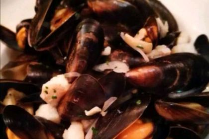 L'Escargot Bleu Restaurant and Wine Bar