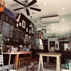 Cafe in Tokyo (Algester) User Photo