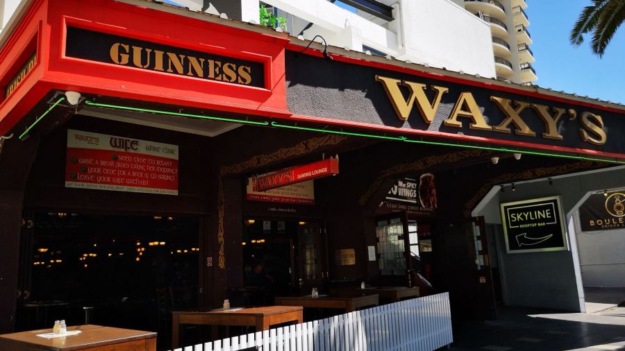 Waxy's Irish Pub and Skyline Roof Top Bar