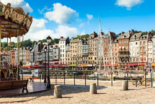 Hotels near Honfleur