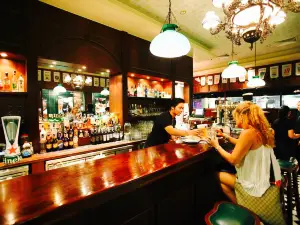 Flann O'Brien's Irish Pub