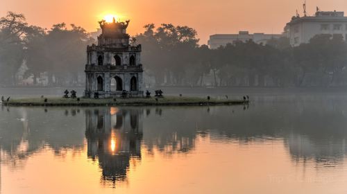 Hoan Kiem Lake