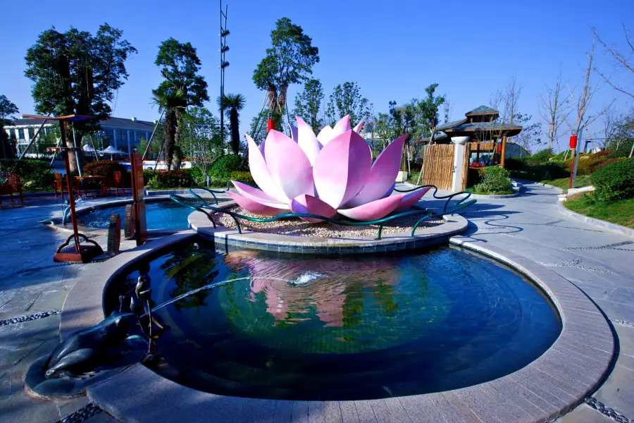 Overseas Chinese Town Yunhai Hot Springs