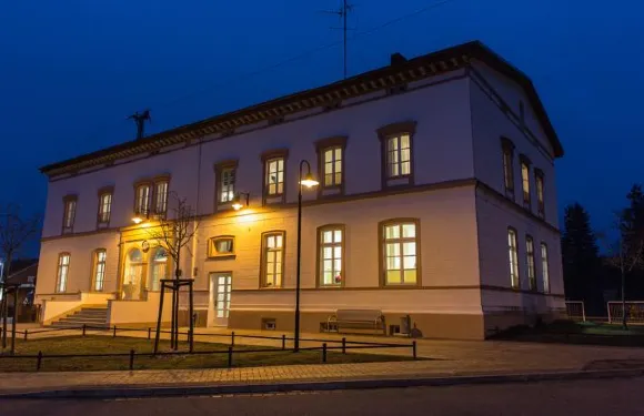 巴漢霍夫斯庫阿提爾巴特維爾斯納克公寓