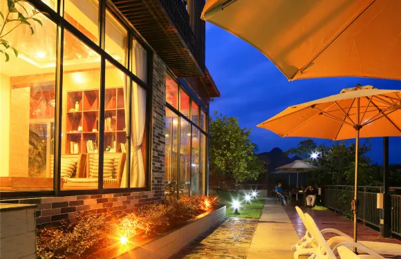 陽朔遇人碼頭精品客棧