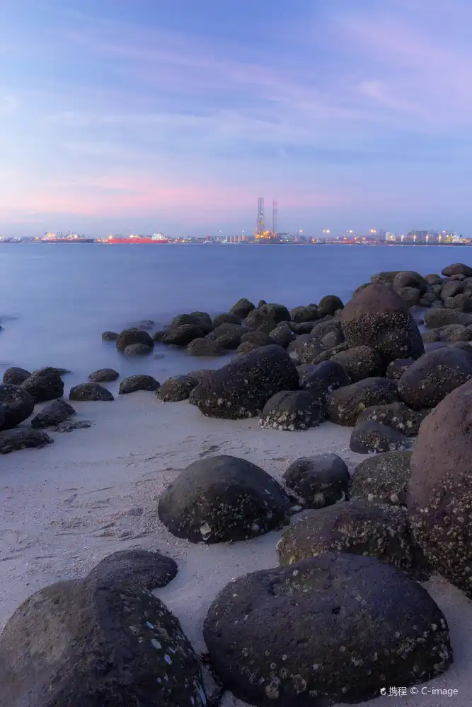 Hotels near Punggol Beach Massacre Historic Marker