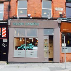 Neon Jamon User Photo